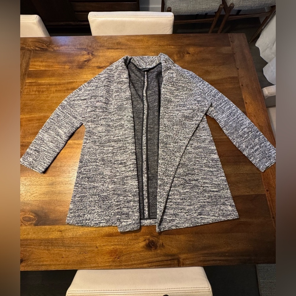 Club Monaco Gray and White Cardigan Sweater Open-Front Size Large